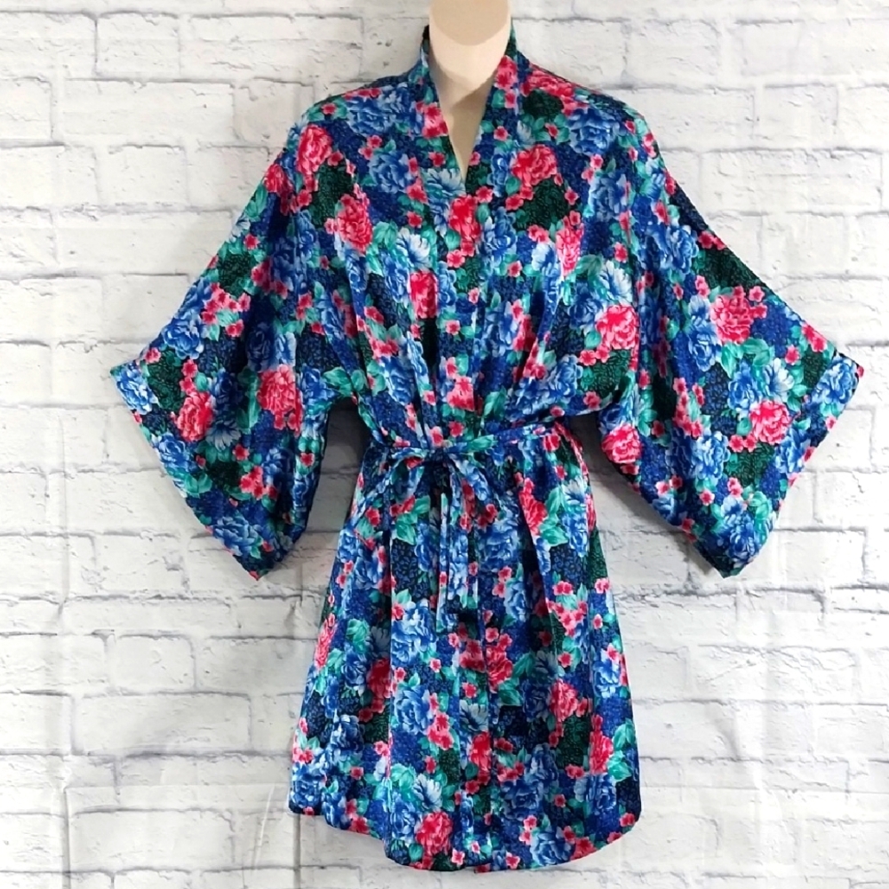 🔵BOGO FREE🔵 Floral Kimono Style Robe Val Mode Lingerie Satiny Sz M